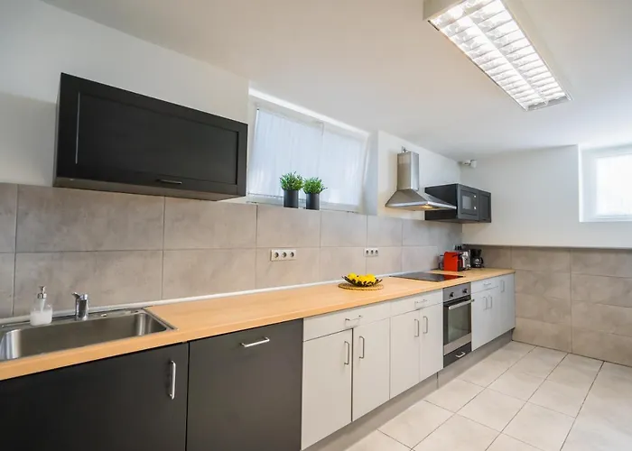 Anna Case de vacanță *