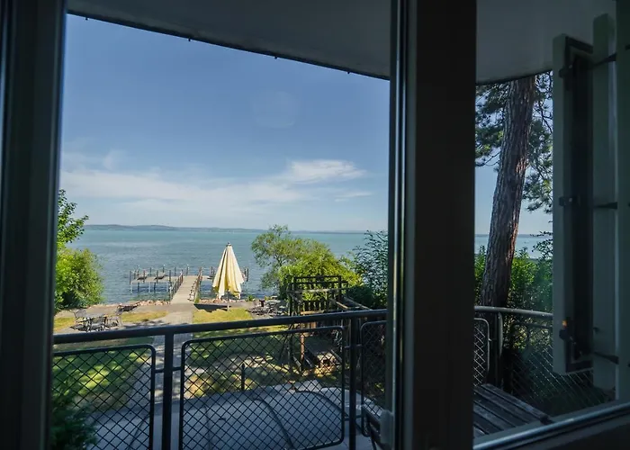 Anna Case de vacanță *